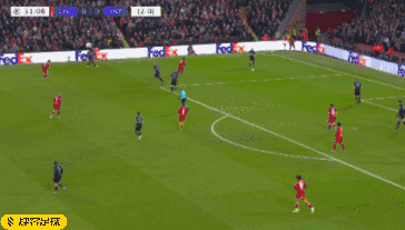 官方：沃尔夫斯堡体育总监申齐洛茨离任