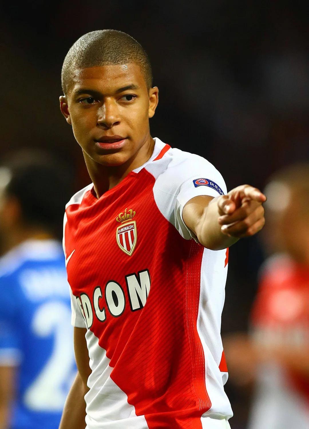 100%命中率&命中三分砍下20+！沃尔什成绿军队史第一人