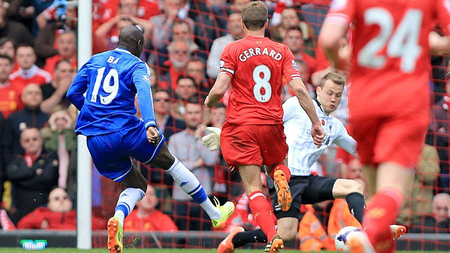 记者：为备战世界杯将继续留在墨超，J罗正与美洲狮队谈判