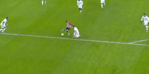 被东契奇吐槽太滑！队记：湖人今天将不会使用NBA杯专用地板